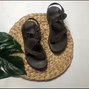 Chaco Z/2 Unaweep Sandal Brown Maroon and White